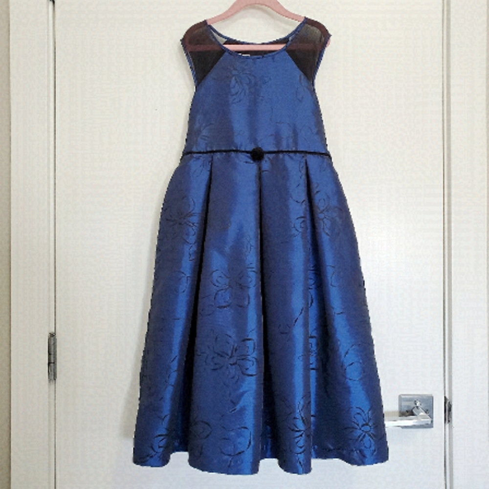 Pippa & Julie Black/Navy Formal Dress Size 10